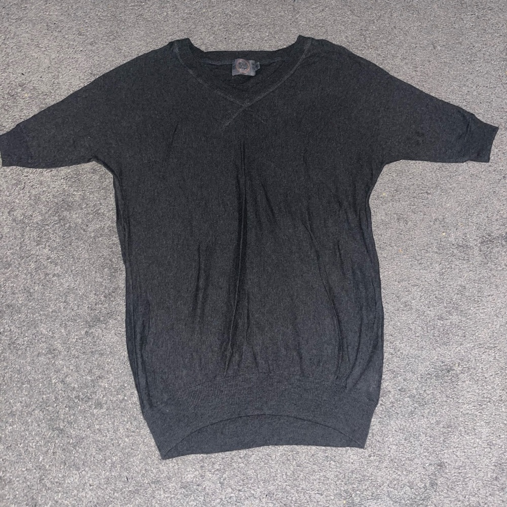 Sweet N Sinful New York Women's Gray Sweater with Mid-Length Sleeves - Small